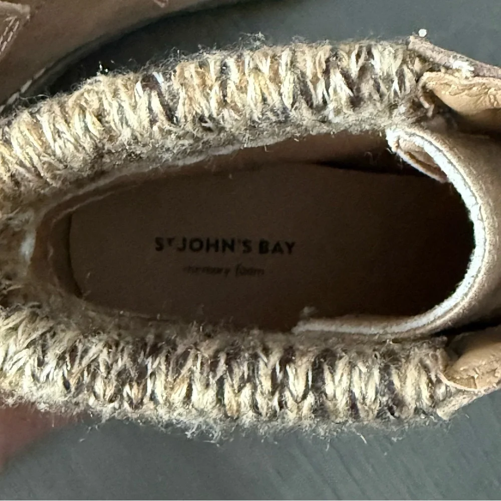 St. John's Bay Knit Top Lace-Up Boots Size 9.5